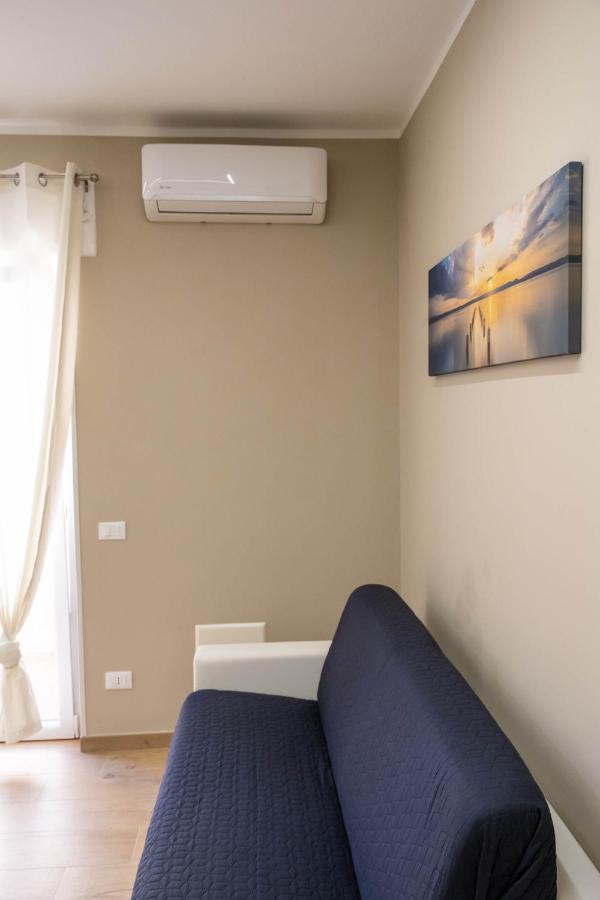 Fix You Apartment Fco Фьюмичино Экстерьер фото